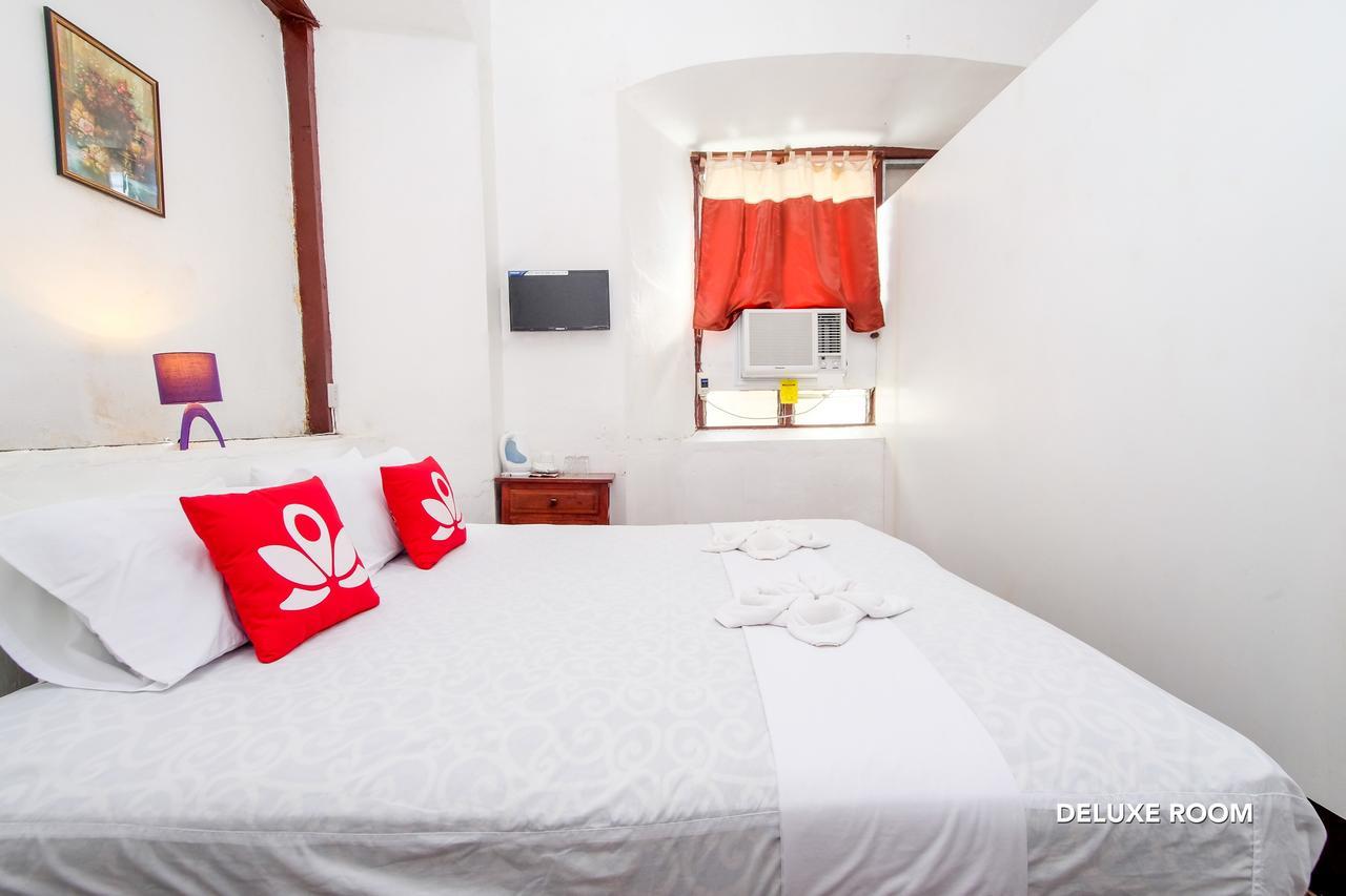 Zen Rooms Calle Crisologo Vigan Exterior photo